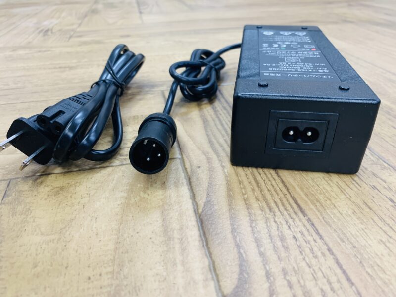 充電器  E-bike Thomas 専用 - 画像 (9)
