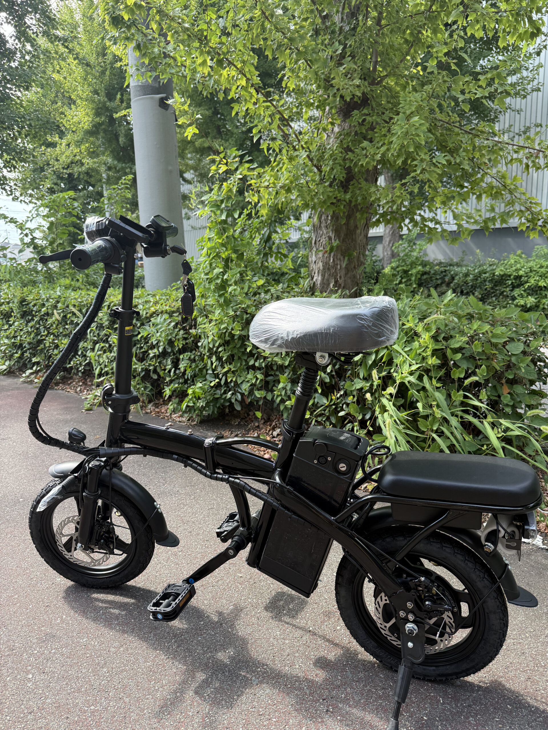 【現品限り・傷あり】THOMAS ROAD 特定小型原付|ブラック(ツヤあり)訳あり車体【数量限定・特別価格】 - 画像 (3)